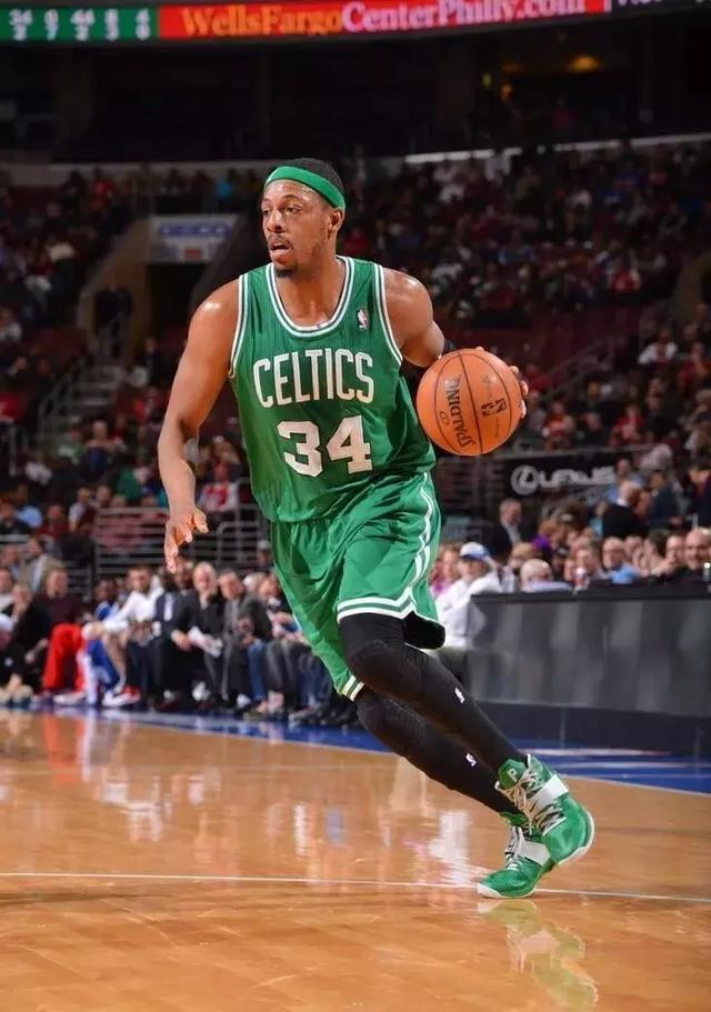 博努奇：我坚信加图索带领国家队走的是正确道路（博努奇：坚信加图索正带领国家队走在正确轨道上）