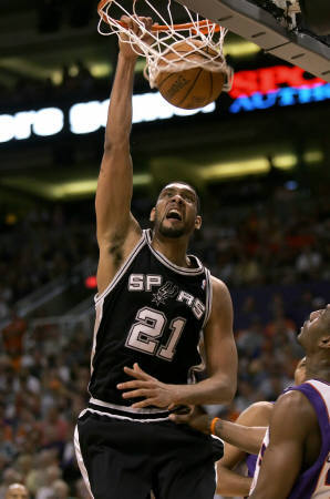 西媒：第六街资本和路易威登有意收购皇马俱乐部10%的股份（西媒：第六街资本与路易威登拟购皇马10%股权）