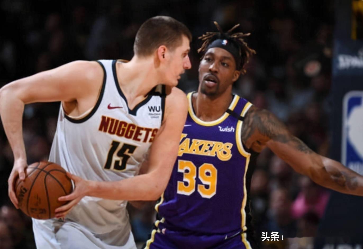 斯通斯：改打五后卫是教练的临场决定；真为福登感到开心（斯通斯：五后卫是教练临时调整，我真心为福登高兴）