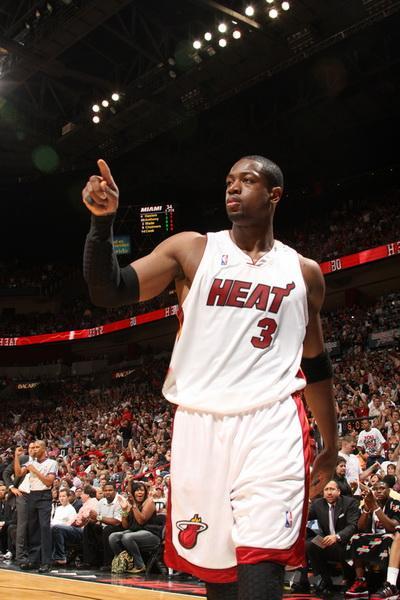 欧冠前瞻：摩纳哥面临攻击线残缺，加塔拉萨雷表现起伏大（欧冠前瞻：摩纳哥锋线伤缺，加塔拉萨雷状态不稳）