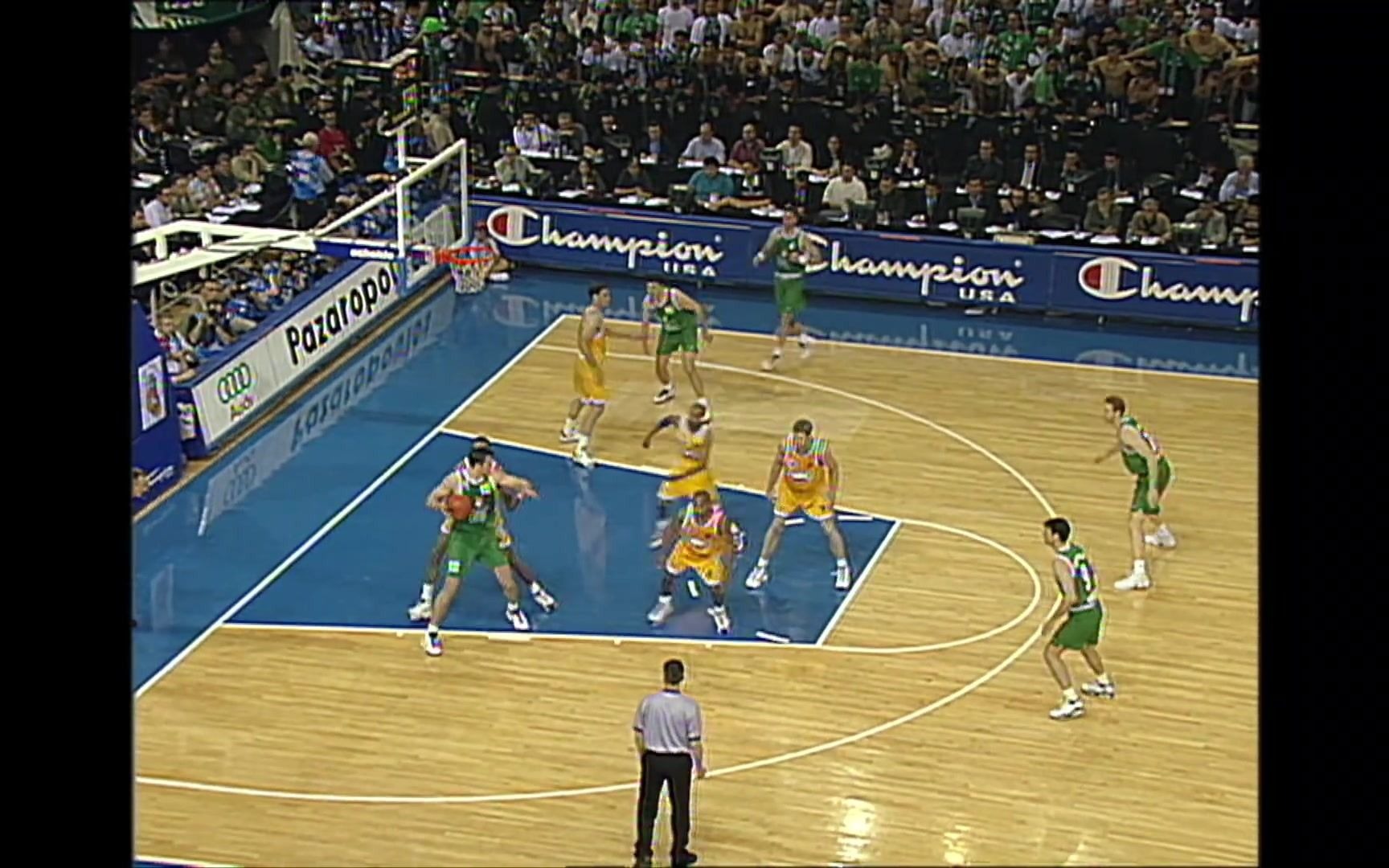 意媒：米兰希望魔笛能帮助推动卢宁加盟，皇马估价2500万欧（意媒：米兰盼魔笛出面促成卢宁加盟，皇马要价2500万欧）